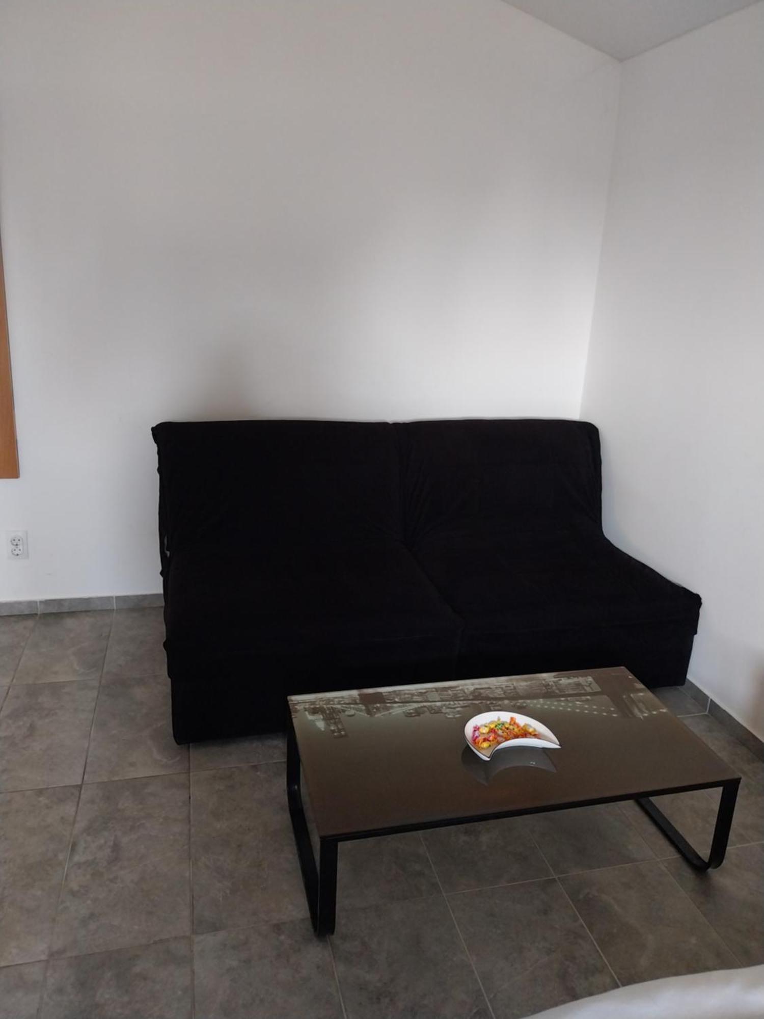 Libero Apartmani Surčin Esterno foto