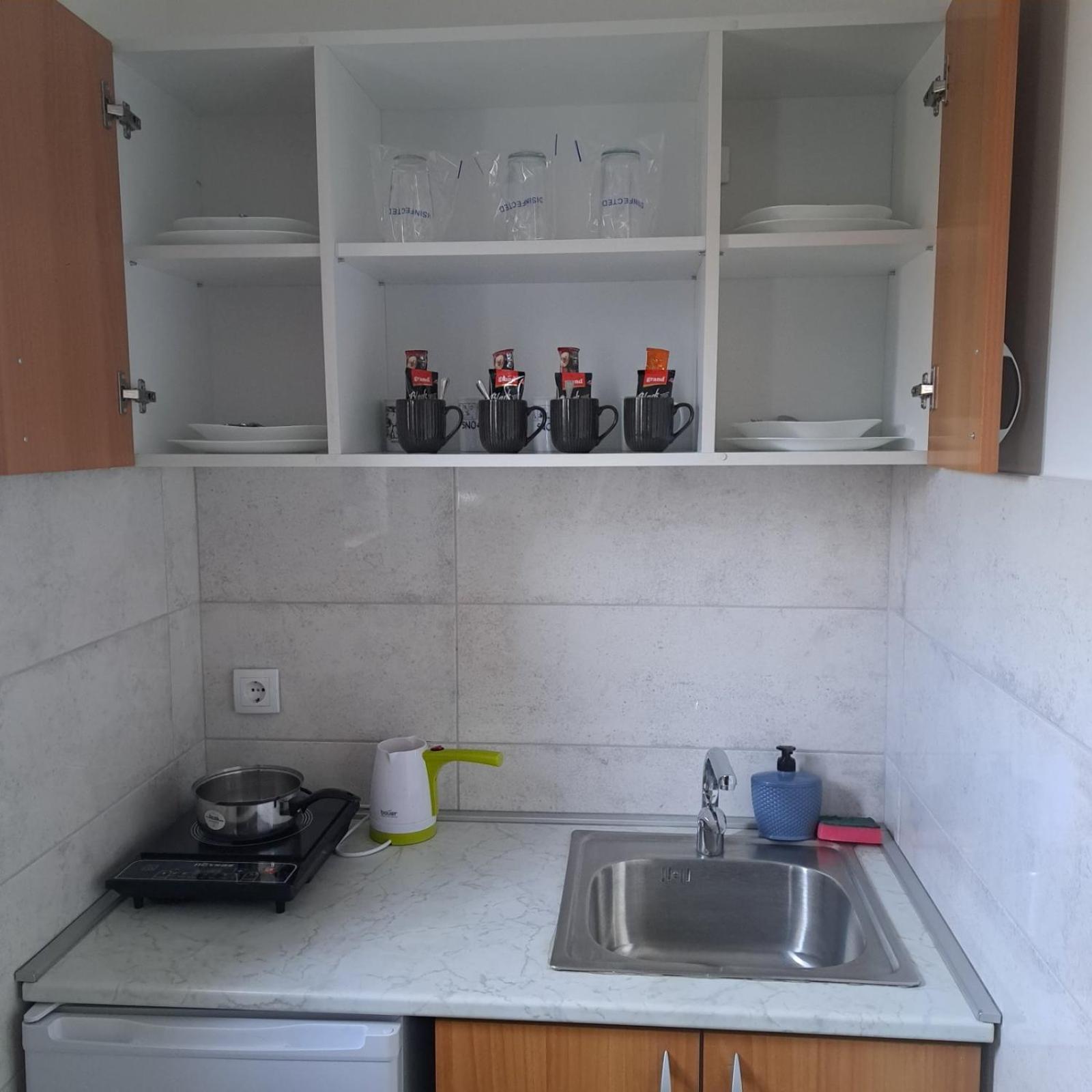 Libero Apartmani Surčin Camera foto